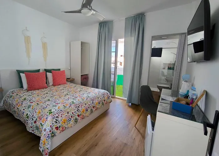 Paradise Near The Ubytování v soukromí Playa Honda (Lanzarote)